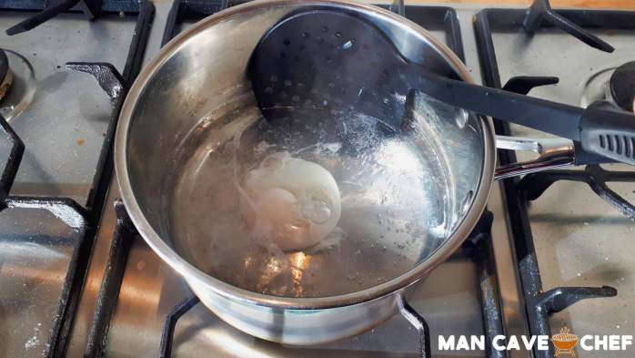 Moving poached egg